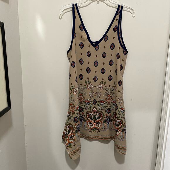 SUGAR FREE Top SIZE SMALL Bohemian Style Print Sleeveless V-Neck Loose Fit - Picture 5 of 6